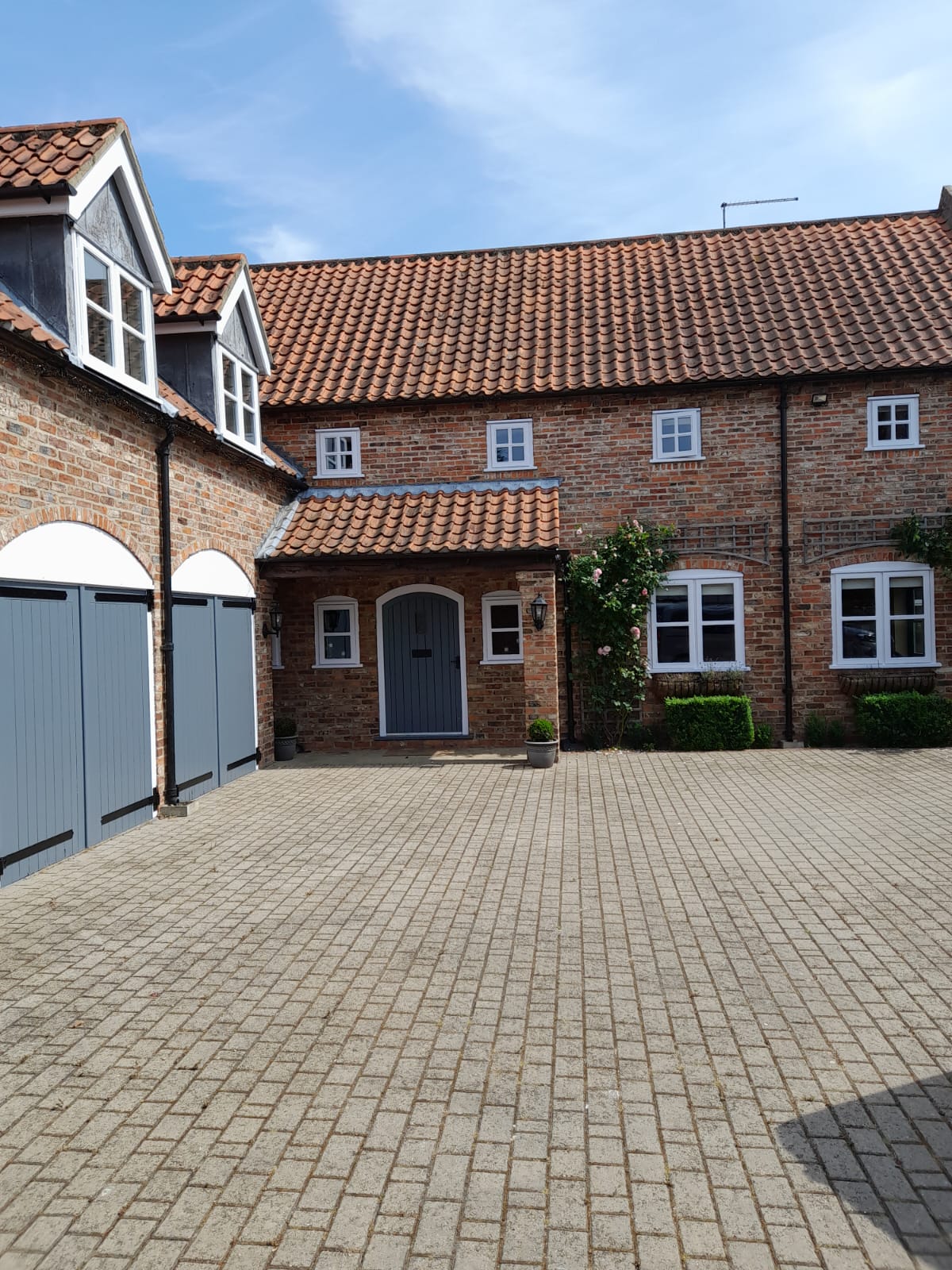 Camerton Hall - Exterior Painting Project